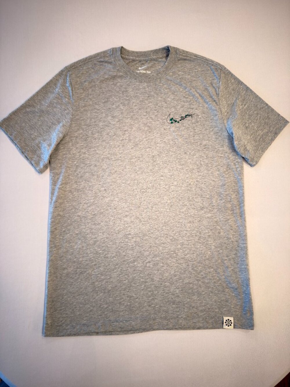 Nike Global Movement Graphic Dri-FIT T-Shirt Gray M